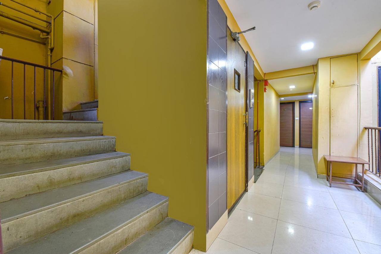 Hotel RB Residency Surat Exterior foto